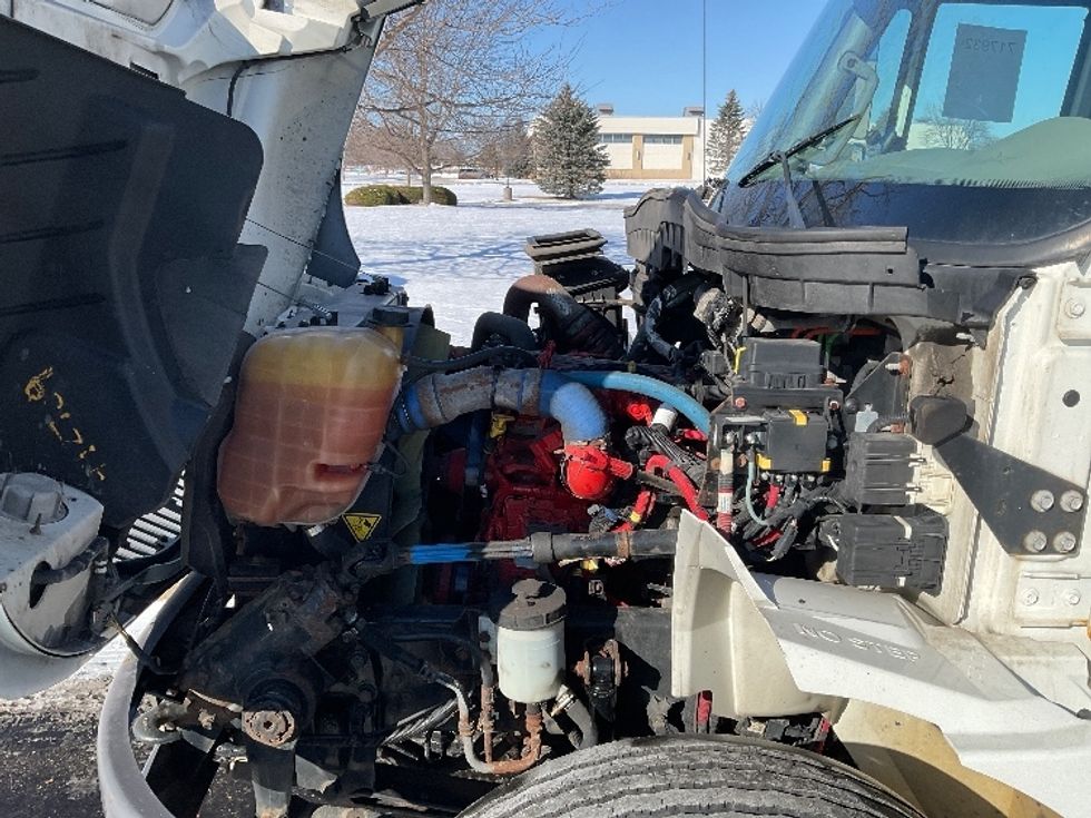 Medium Duty Box Truck-Light and Medium Duty Trucks-International-2018-4300-De Pere-WI-259,531\n\t\tmiles-$ 29,500 - Image 23