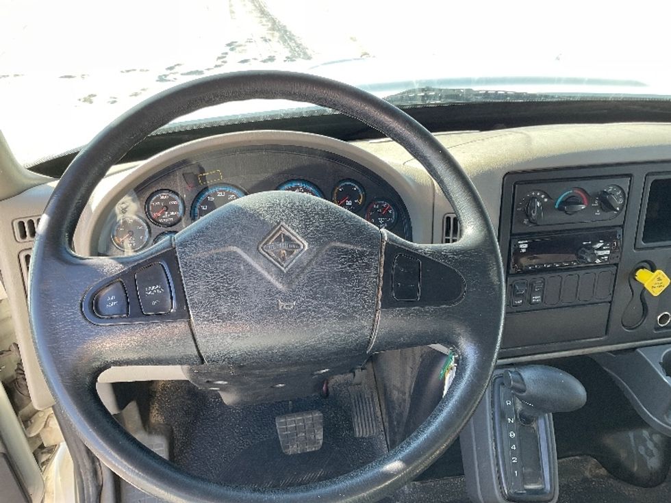 Medium Duty Box Truck-Light and Medium Duty Trucks-International-2018-4300-De Pere-WI-261,175\n\t\tmiles-$ 29,250 - Image 18