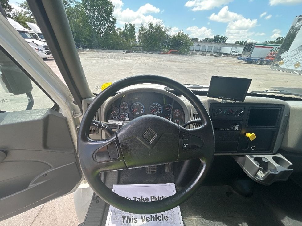 Medium Duty Box Truck-Light and Medium Duty Trucks-International-2018-4300-Des Moines-IA-101,545\n\t\tmiles-$ 43,500 - Image 18