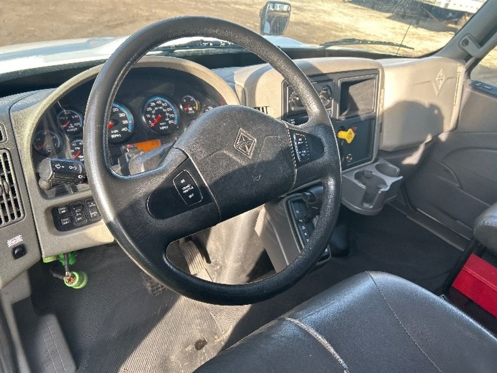 Medium Duty Box Truck-Light and Medium Duty Trucks-International-2018-4300-East Chicago-IN-78,379\n\t\tmiles-$ 48,000 - Image 17