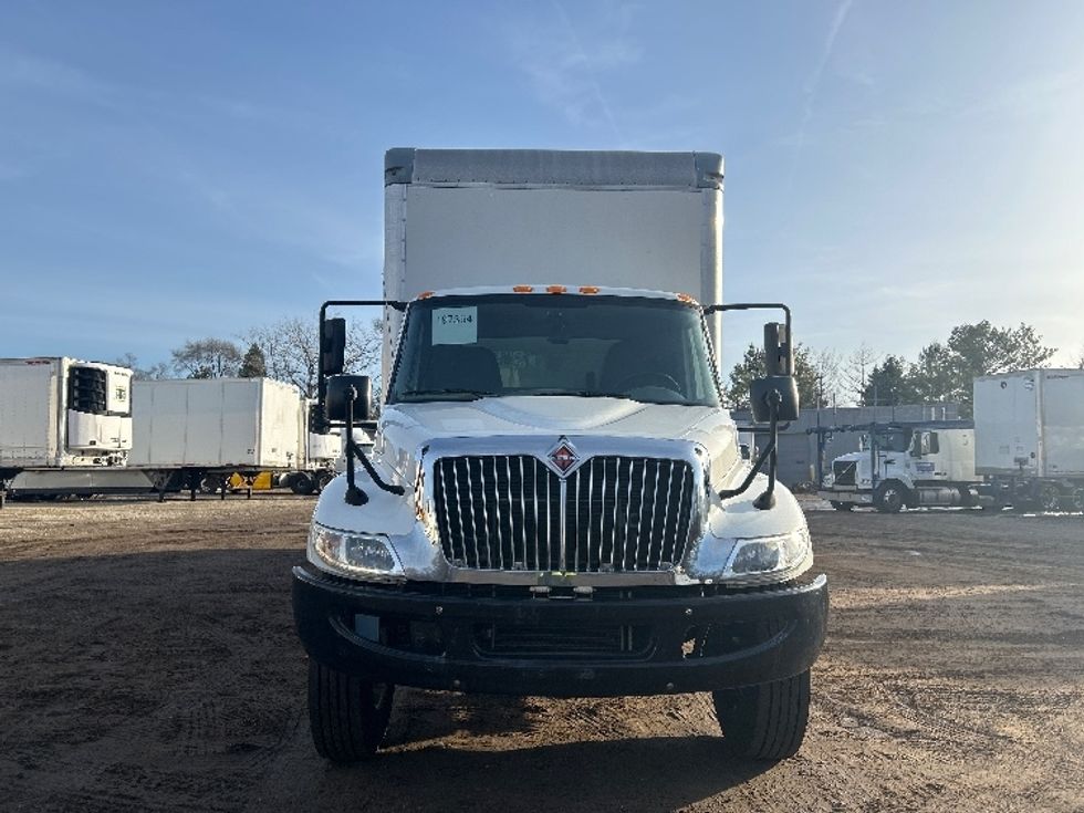 Medium Duty Box Truck-Light and Medium Duty Trucks-International-2018-4300-East Chicago-IN-78,379\n\t\tmiles-$ 48,000 - Image 2