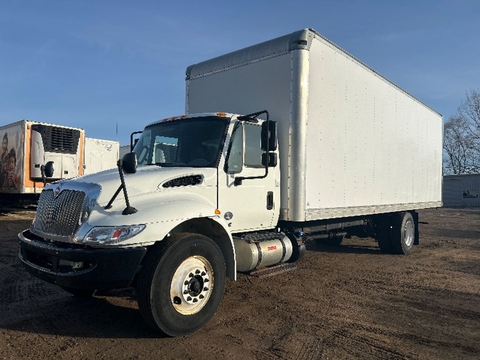 Medium Duty Box Truck-Light and Medium Duty Trucks-International-2018-4300-East Chicago-IN-78,379\n\t\tmiles-$ 48,000 - Image 3