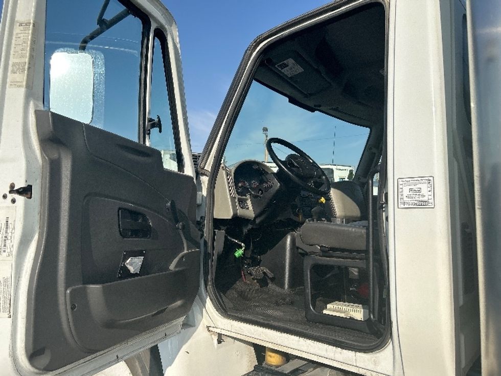 Medium Duty Box Truck-Light and Medium Duty Trucks-International-2018-4300-El Paso-TX-149,620\n\t\tmiles-$ 48,500 - Image 16