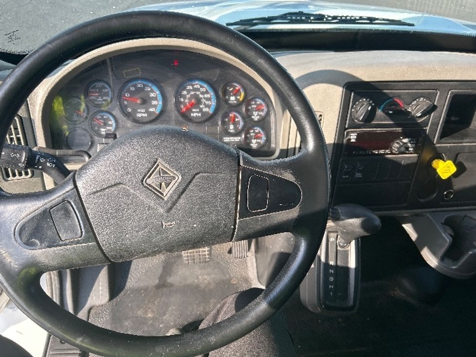 Medium Duty Box Truck-Light and Medium Duty Trucks-International-2018-4300-El Paso-TX-149,620\n\t\tmiles-$ 48,500 - Image 18