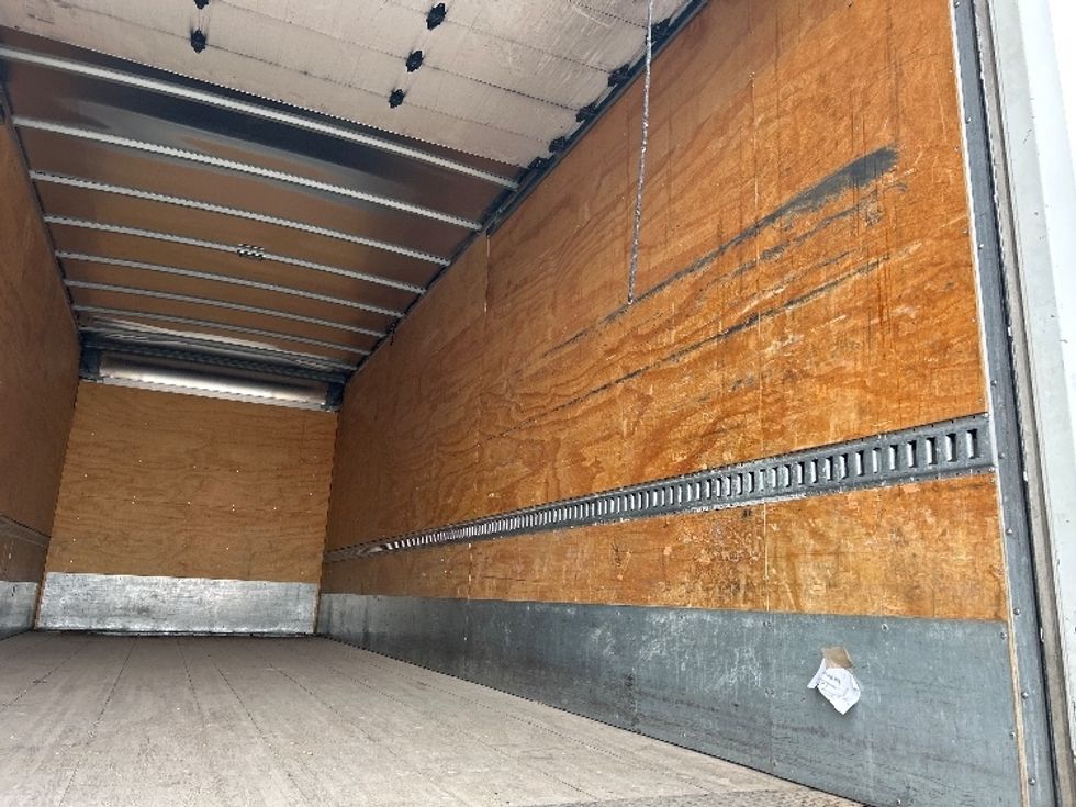 Medium Duty Box Truck-Light and Medium Duty Trucks-International-2018-4300-El Paso-TX-283,666\n\t\tmiles-$ 29,250 - Image 12