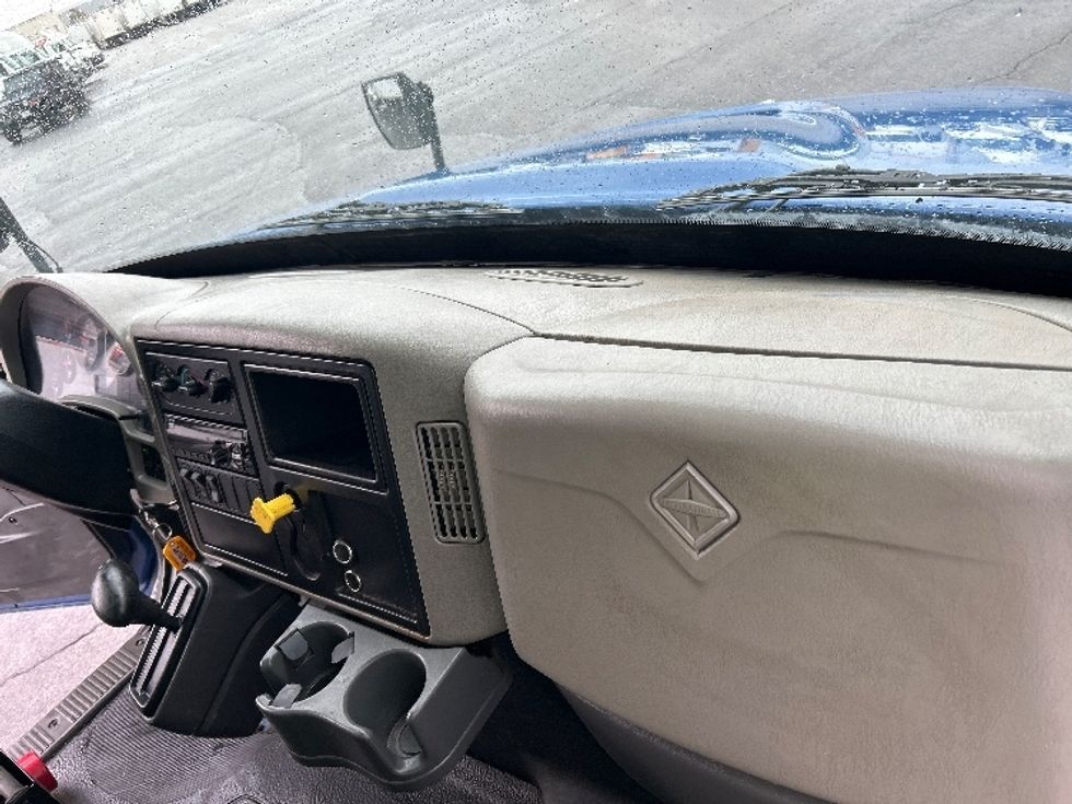 Medium Duty Box Truck-Light and Medium Duty Trucks-International-2018-4300-El Paso-TX-283,666\n\t\tmiles-$ 29,250 - Image 22
