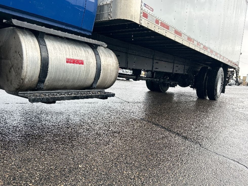 Medium Duty Box Truck-Light and Medium Duty Trucks-International-2018-4300-El Paso-TX-283,666\n\t\tmiles-$ 29,250 - Image 5