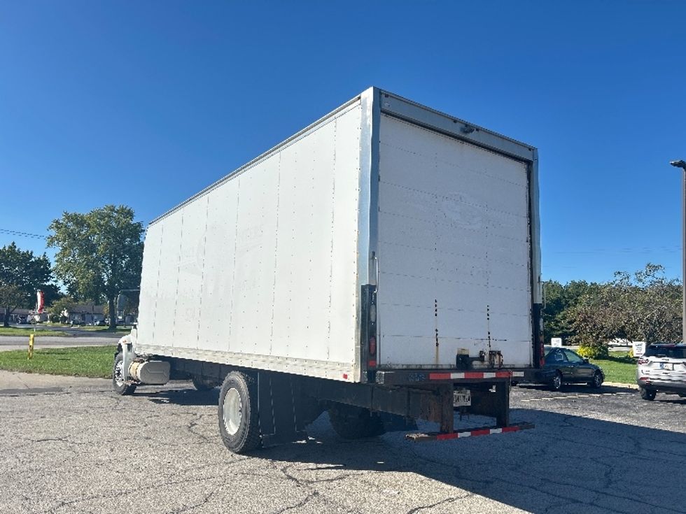 Medium Duty Box Truck-Light and Medium Duty Trucks-International-2018-4300-Elkhart-IN-237,402\n\t\tmiles-$ 33,000 - Image 6