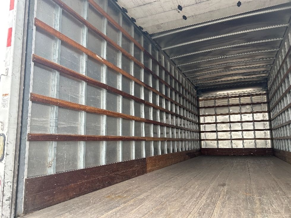 Medium Duty Box Truck-Light and Medium Duty Trucks-International-2018-4300-Fontana-CA-113,715\n\t\tmiles-$ 49,000 - Image 11