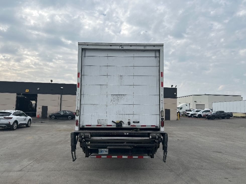 Medium Duty Box Truck-Light and Medium Duty Trucks-International-2018-4300-Fontana-CA-113,715\n\t\tmiles-$ 49,000 - Image 7