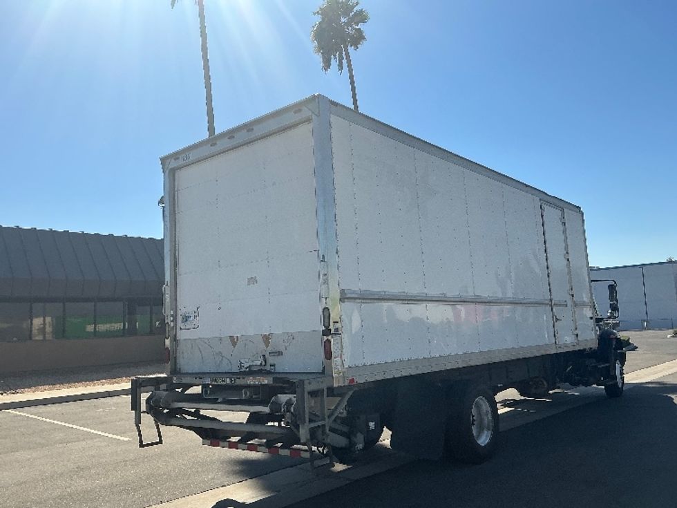 Medium Duty Box Truck-Light and Medium Duty Trucks-International-2018-4300-Fontana-CA-345,664\n\t\tmiles-$ 24,250 - Image 13