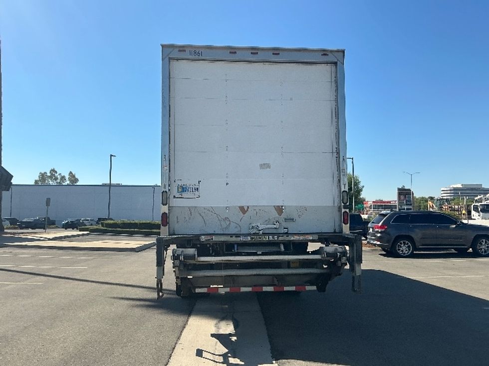 Medium Duty Box Truck-Light and Medium Duty Trucks-International-2018-4300-Fontana-CA-345,664\n\t\tmiles-$ 24,250 - Image 7