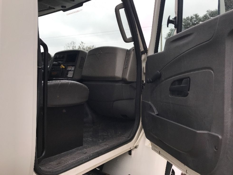 Medium Duty Box Truck-Light and Medium Duty Trucks-International-2018-4300-Garland-TX-196,891\n\t\tmiles-$ 38,750 - Image 20