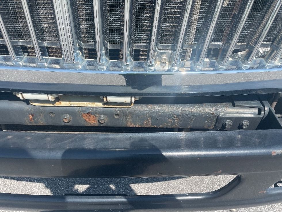 Medium Duty Box Truck-Light and Medium Duty Trucks-International-2018-4300-Greenville-SC-182,405\n\t\tmiles-$ 41,750 - Image 25