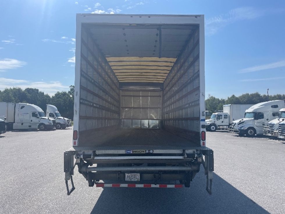 Medium Duty Box Truck-Light and Medium Duty Trucks-International-2018-4300-Greenville-SC-182,405\n\t\tmiles-$ 41,750 - Image 8