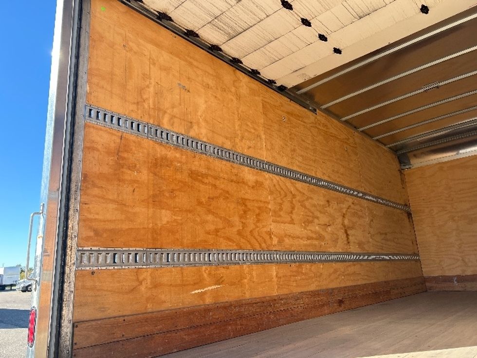 Medium Duty Box Truck-Light and Medium Duty Trucks-International-2018-4300-Holland-MI-51,049\n\t\tmiles-$ 41,500 - Image 10
