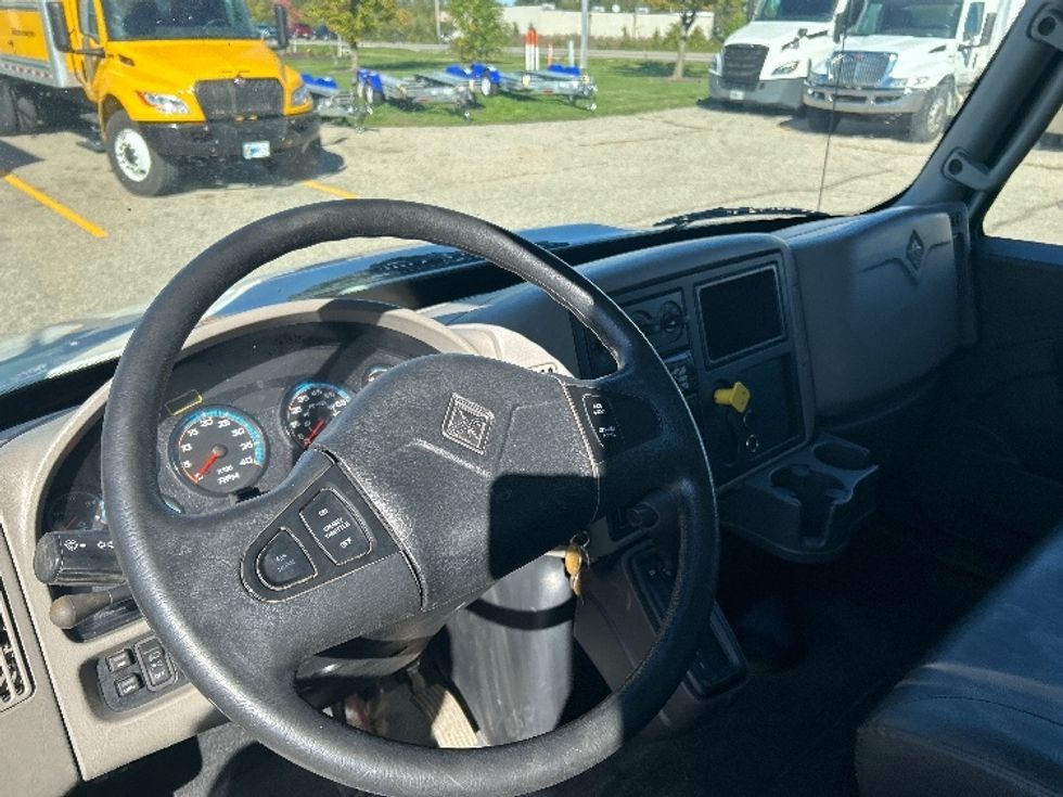 Medium Duty Box Truck-Light and Medium Duty Trucks-International-2018-4300-Holland-MI-51,049\n\t\tmiles-$ 41,500 - Image 16