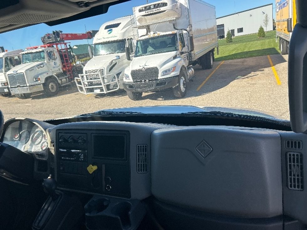 Medium Duty Box Truck-Light and Medium Duty Trucks-International-2018-4300-Holland-MI-51,049\n\t\tmiles-$ 41,500 - Image 20