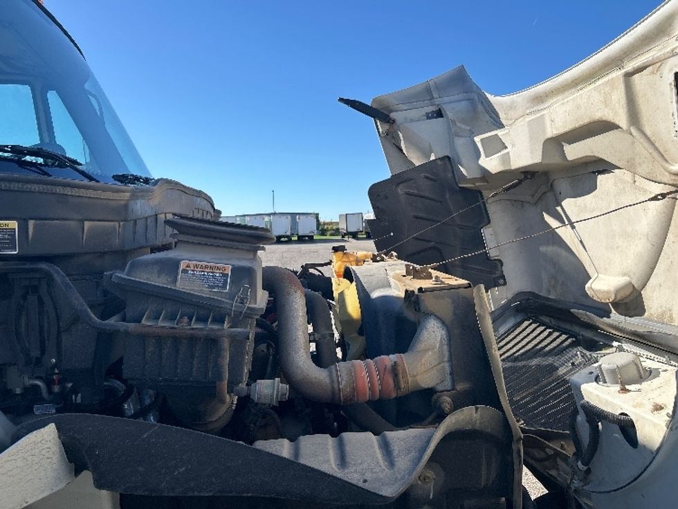 Medium Duty Box Truck-Light and Medium Duty Trucks-International-2018-4300-Holland-MI-51,049\n\t\tmiles-$ 41,500 - Image 22