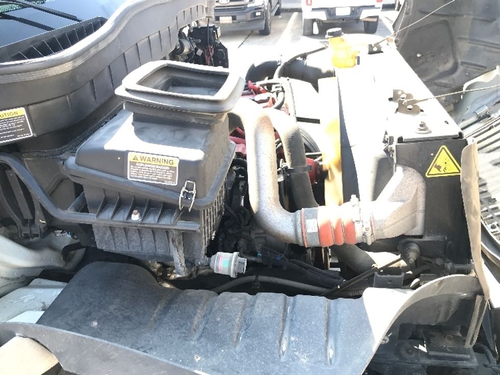Medium Duty Box Truck-Light and Medium Duty Trucks-International-2018-4300-Houston-TX-152,949\n\t\tmiles-$ 45,000 - Image 23