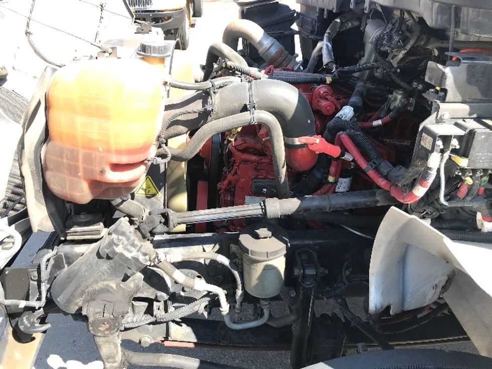 Medium Duty Box Truck-Light and Medium Duty Trucks-International-2018-4300-Houston-TX-152,949\n\t\tmiles-$ 45,000 - Image 24
