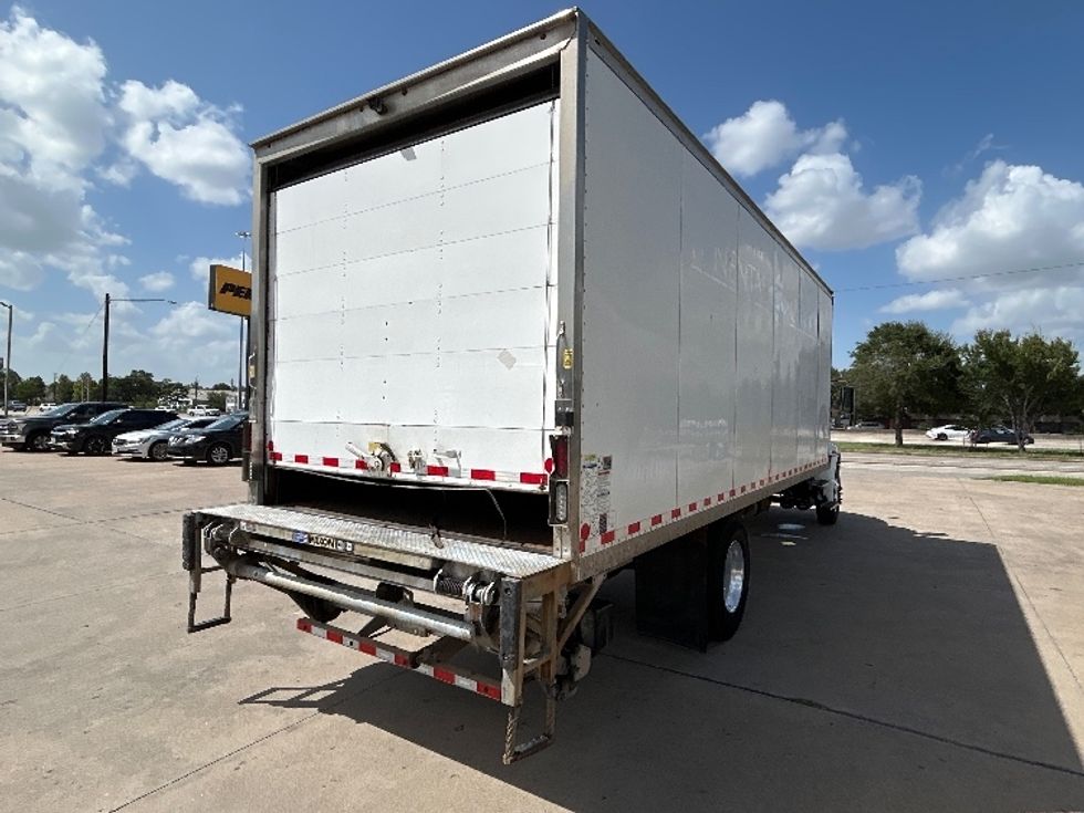 Medium Duty Box Truck-Light and Medium Duty Trucks-International-2018-4300-Houston-TX-228,364\n\t\tmiles-$ 31,500 - Image 13