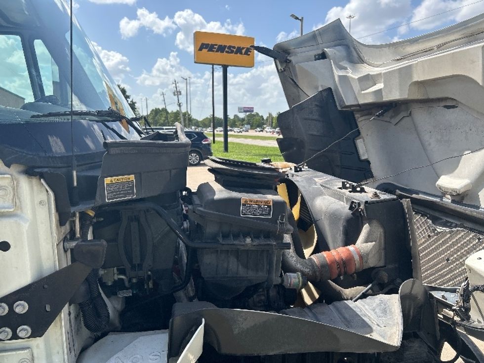 Medium Duty Box Truck-Light and Medium Duty Trucks-International-2018-4300-Houston-TX-228,364\n\t\tmiles-$ 31,500 - Image 21