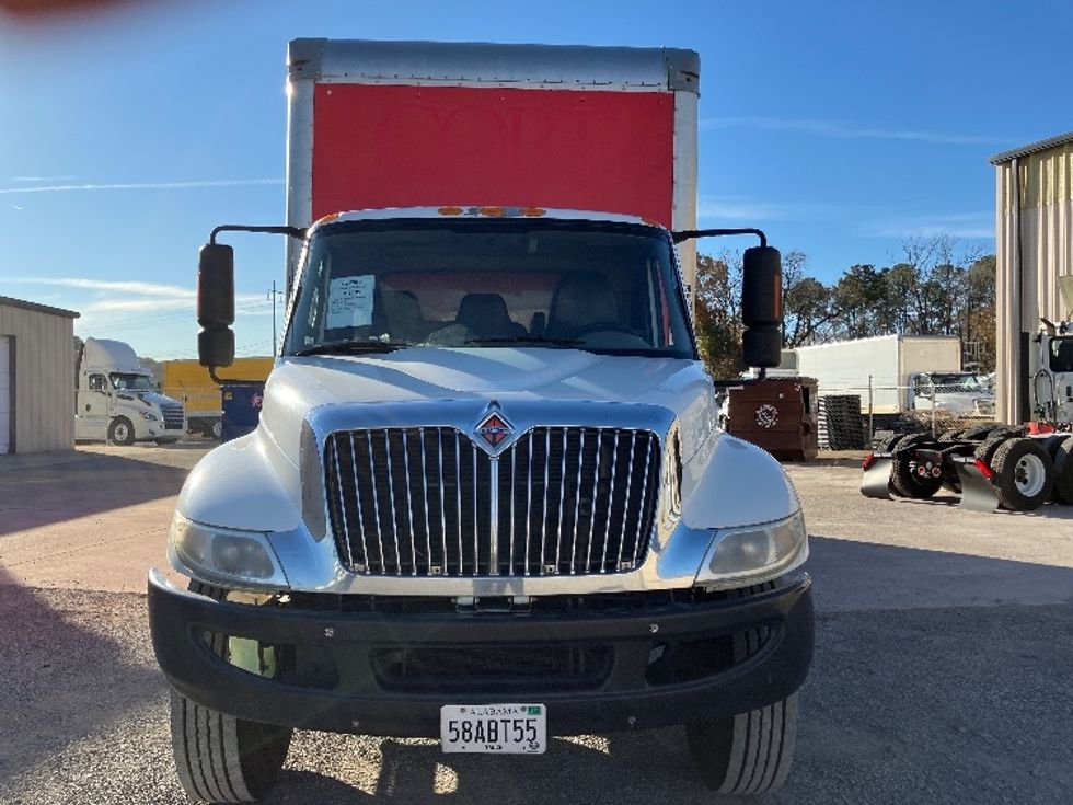 Medium Duty Box Truck-Light and Medium Duty Trucks-International-2018-4300-Hueytown-AL-267,283\n\t\tmiles-$ 30,750 - Image 2