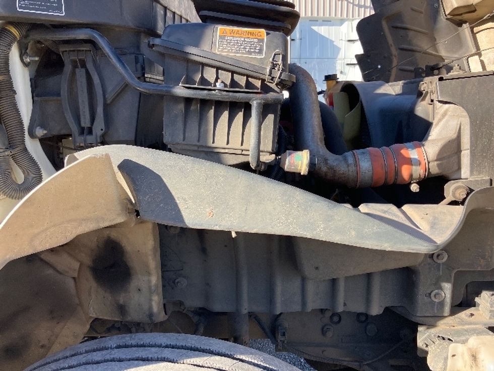 Medium Duty Box Truck-Light and Medium Duty Trucks-International-2018-4300-Hueytown-AL-267,283\n\t\tmiles-$ 30,750 - Image 23