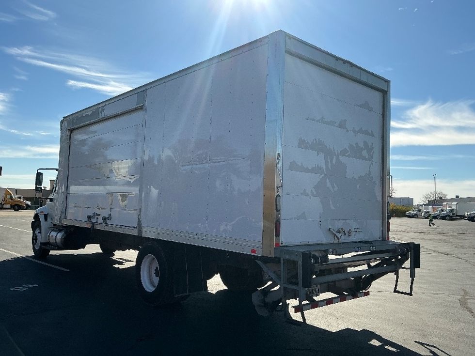 Medium Duty Box Truck-Light and Medium Duty Trucks-International-2018-4300-Indianapolis-IN-142,132\n\t\tmiles-$ 45,250 - Image 6