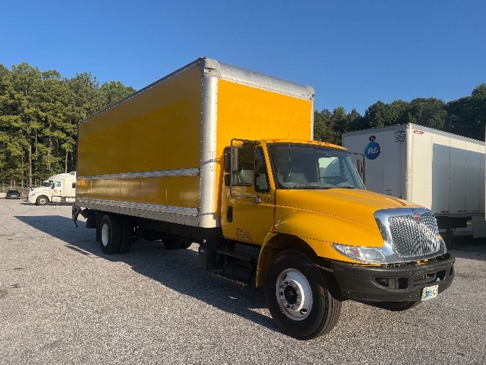 2018 International 4300 Medium Duty Box Truck