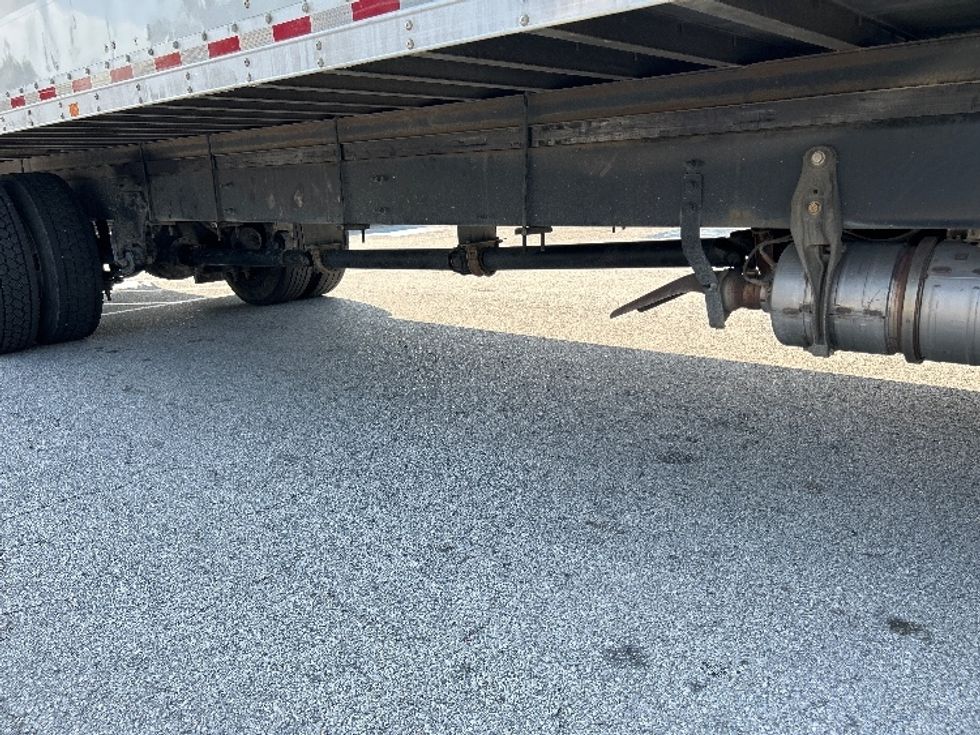 Medium Duty Box Truck-Light and Medium Duty Trucks-International-2018-4300-Katy-TX-195,038\n\t\tmiles-$ 43,250 - Image 15