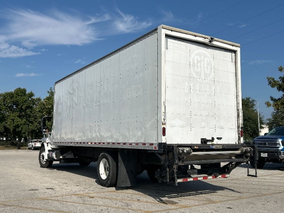 Medium Duty Box Truck-Light and Medium Duty Trucks-International-2018-4300-Katy-TX-195,038\n\t\tmiles-$ 43,250 - Image 6