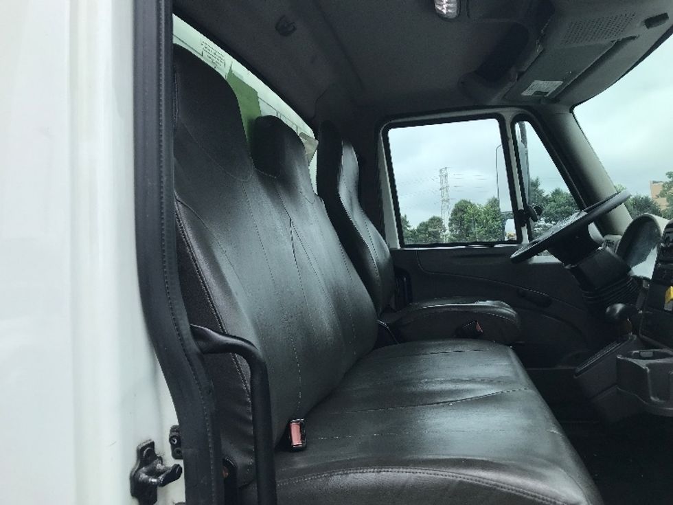 Medium Duty Box Truck-Light and Medium Duty Trucks-International-2018-4300-Lancaster-PA-122,838\n\t\tmiles-$ 50,500 - Image 22