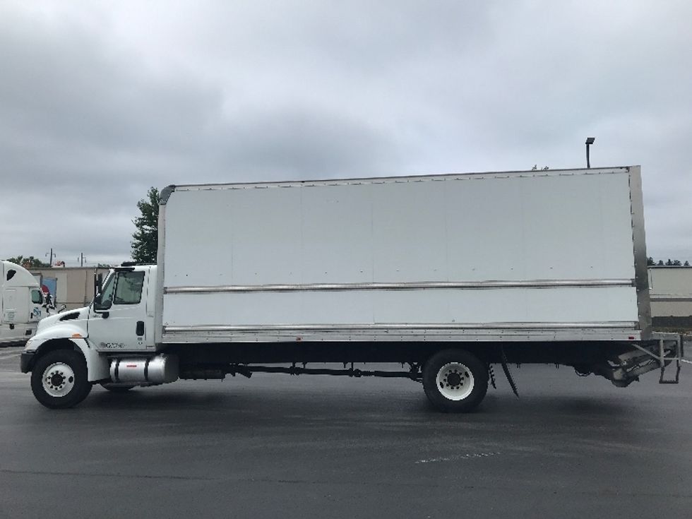 Medium Duty Box Truck-Light and Medium Duty Trucks-International-2018-4300-Lancaster-PA-122,838\n\t\tmiles-$ 50,500 - Image 4