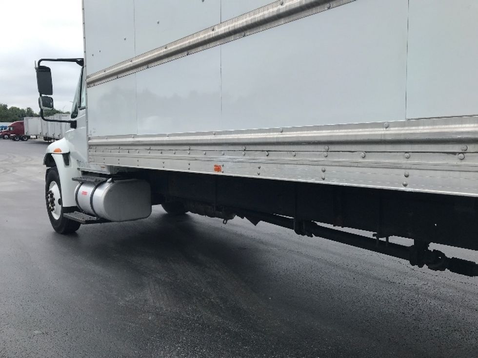 Medium Duty Box Truck-Light and Medium Duty Trucks-International-2018-4300-Lancaster-PA-122,838\n\t\tmiles-$ 50,500 - Image 5