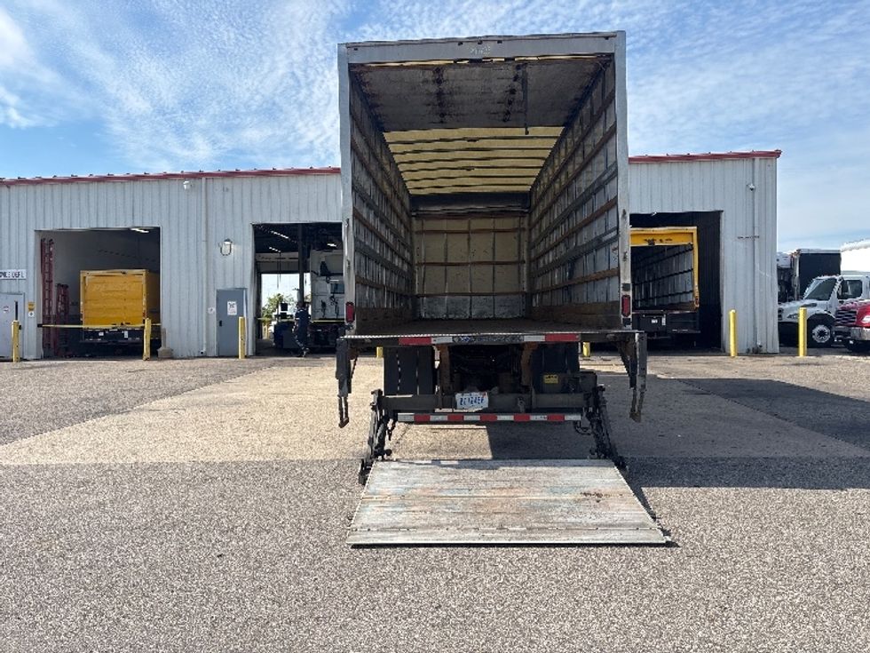 Medium Duty Box Truck-Light and Medium Duty Trucks-International-2018-4300-Lansing-MI-315,511\n\t\tmiles-$ 21,000 - Image 9