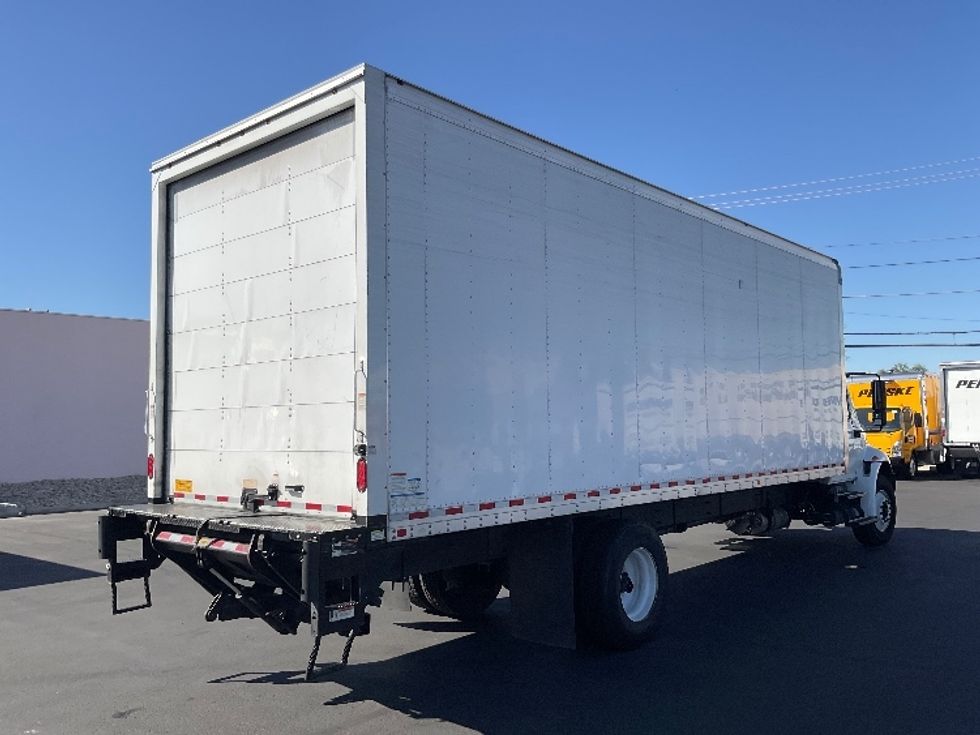 Medium Duty Box Truck-Light and Medium Duty Trucks-International-2018-4300-Las Vegas-NV-104,728\n\t\tmiles-$ 53,250 - Image 13