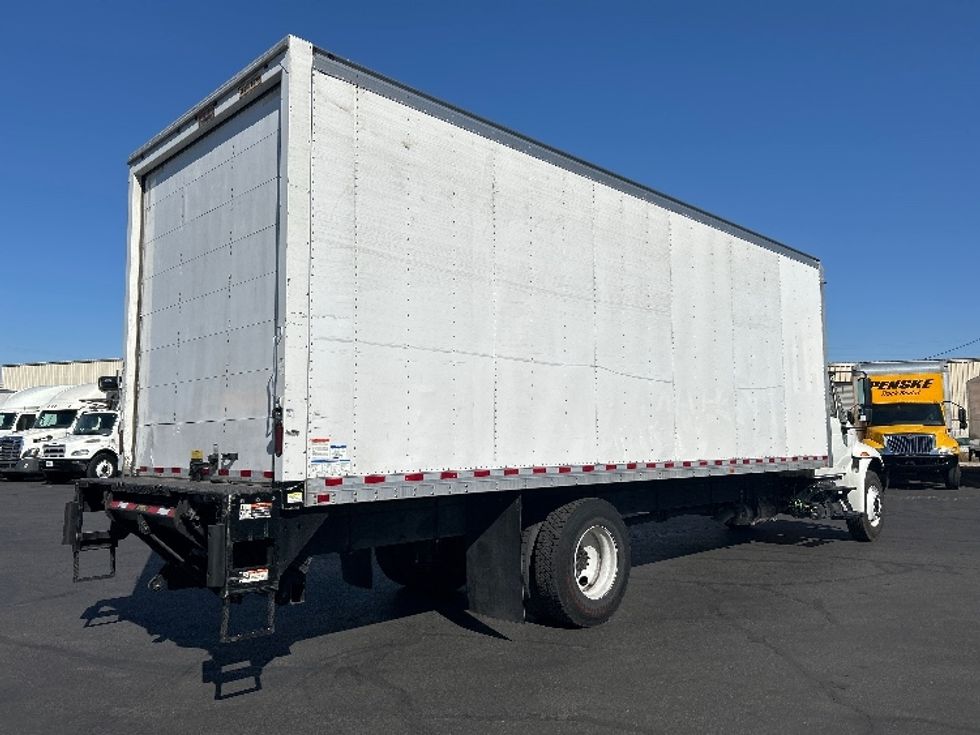 Medium Duty Box Truck-Light and Medium Duty Trucks-International-2018-4300-Las Vegas-NV-108,128\n\t\tmiles-$ 53,000 - Image 13