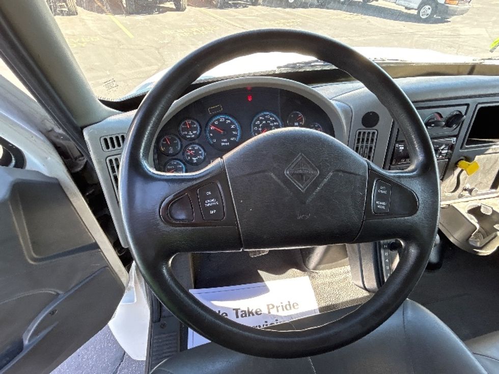 Medium Duty Box Truck-Light and Medium Duty Trucks-International-2018-4300-Las Vegas-NV-108,128\n\t\tmiles-$ 53,000 - Image 17