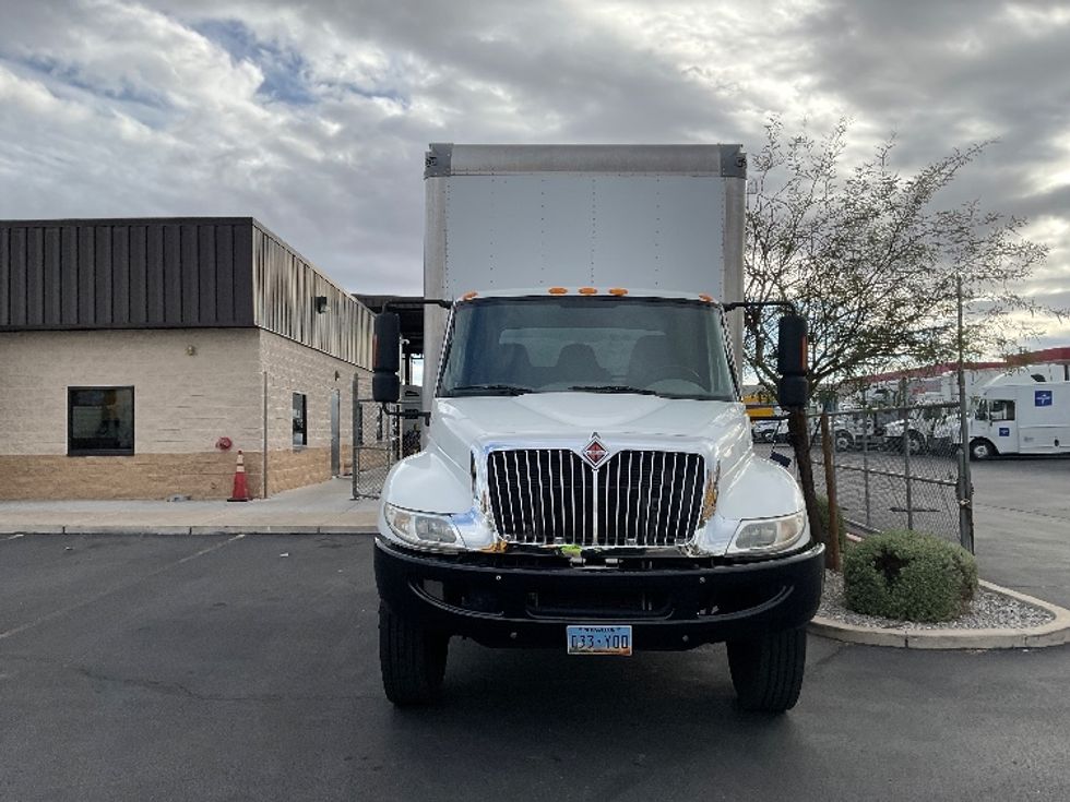 Medium Duty Box Truck-Light and Medium Duty Trucks-International-2018-4300-Las Vegas-NV-109,000\n\t\tmiles-$ 51,750 - Image 2