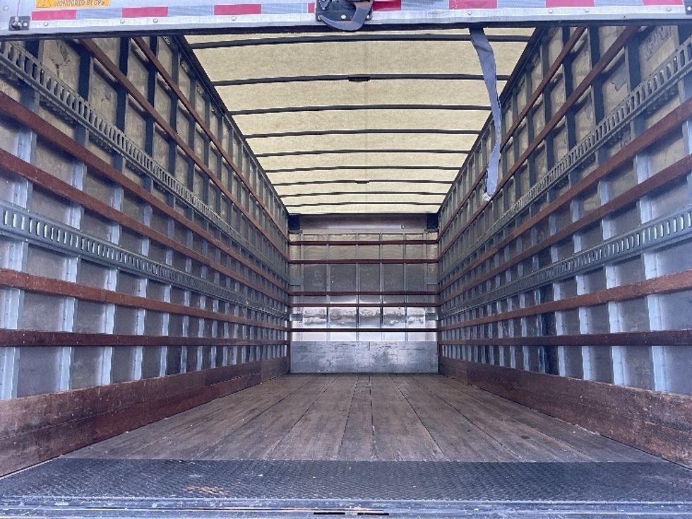 Medium Duty Box Truck-Light and Medium Duty Trucks-International-2018-4300-Las Vegas-NV-109,000\n\t\tmiles-$ 51,750 - Image 8