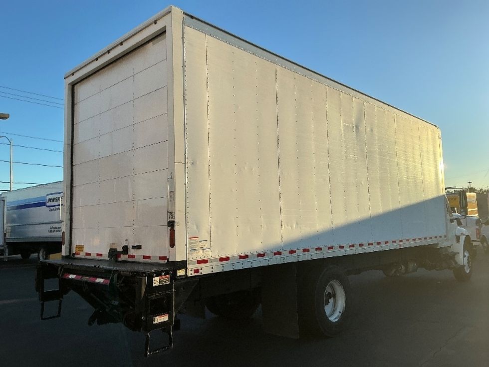 Medium Duty Box Truck-Light and Medium Duty Trucks-International-2018-4300-Las Vegas-NV-115,879\n\t\tmiles-$ 52,250 - Image 13