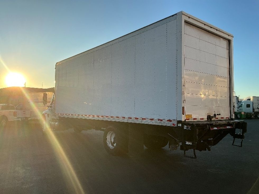 Medium Duty Box Truck-Light and Medium Duty Trucks-International-2018-4300-Las Vegas-NV-115,879\n\t\tmiles-$ 52,250 - Image 6