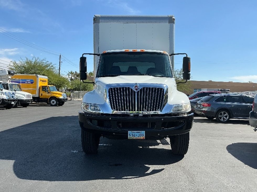 Medium Duty Box Truck-Light and Medium Duty Trucks-International-2018-4300-Las Vegas-NV-117,029\n\t\tmiles-$ 51,250 - Image 2