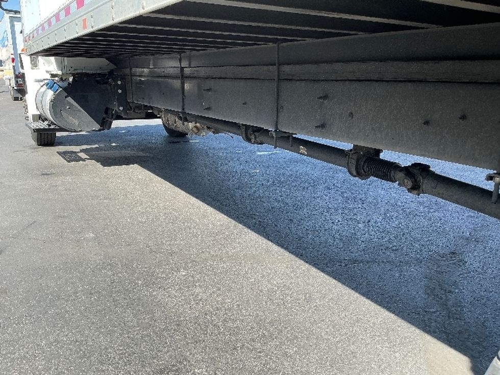 Medium Duty Box Truck-Light and Medium Duty Trucks-International-2018-4300-Las Vegas-NV-117,029\n\t\tmiles-$ 51,250 - Image 6