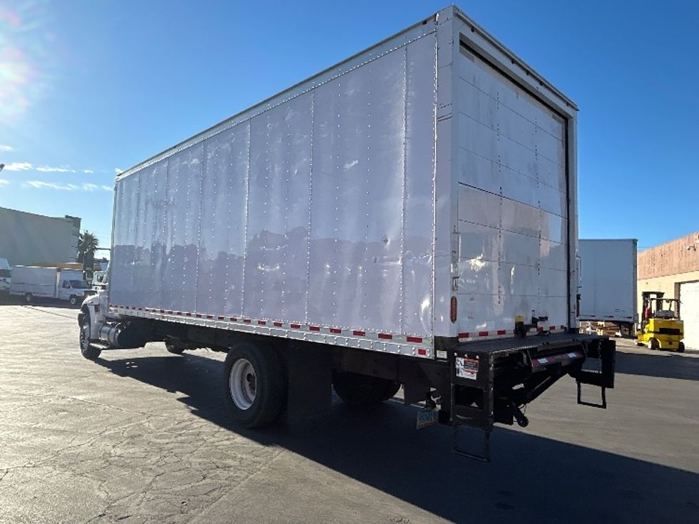 Medium Duty Box Truck-Light and Medium Duty Trucks-International-2018-4300-Las Vegas-NV-93,724\n\t\tmiles-$ 53,250 - Image 6