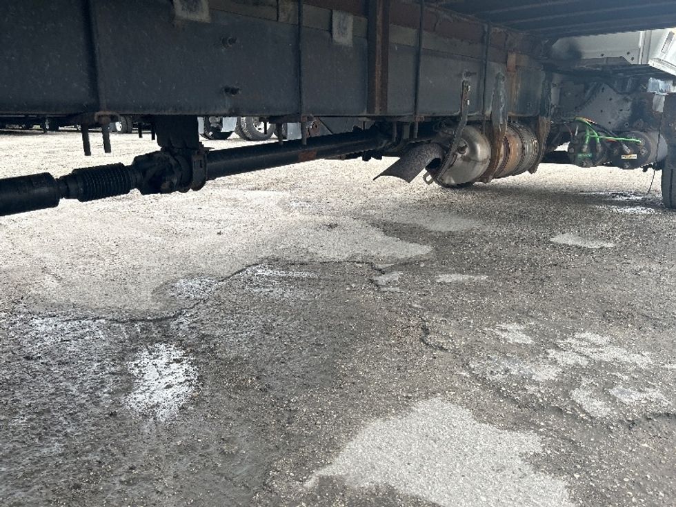 Medium Duty Box Truck-Light and Medium Duty Trucks-International-2018-4300-Medley-FL-146,546\n\t\tmiles-$ 37,250 - Image 14