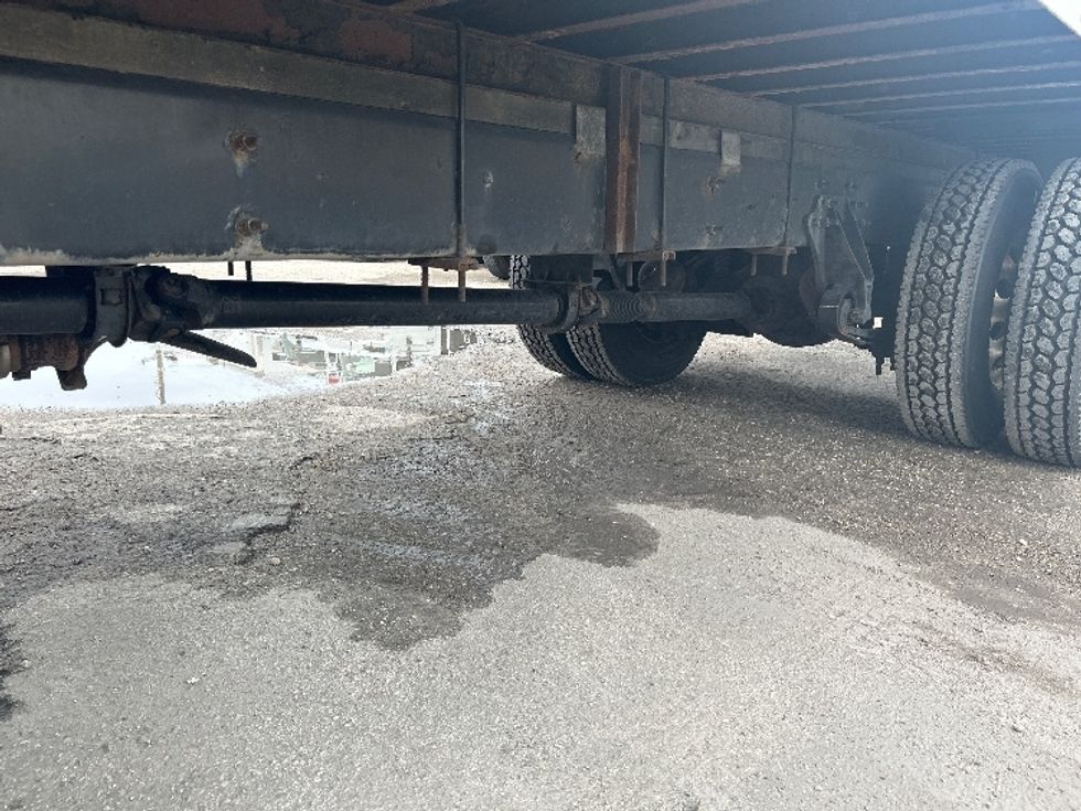 Medium Duty Box Truck-Light and Medium Duty Trucks-International-2018-4300-Medley-FL-146,546\n\t\tmiles-$ 37,250 - Image 5