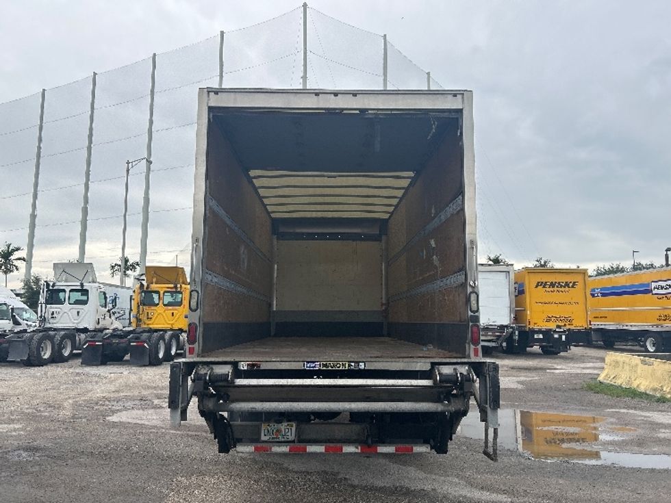 Medium Duty Box Truck-Light and Medium Duty Trucks-International-2018-4300-Medley-FL-146,546\n\t\tmiles-$ 37,250 - Image 8